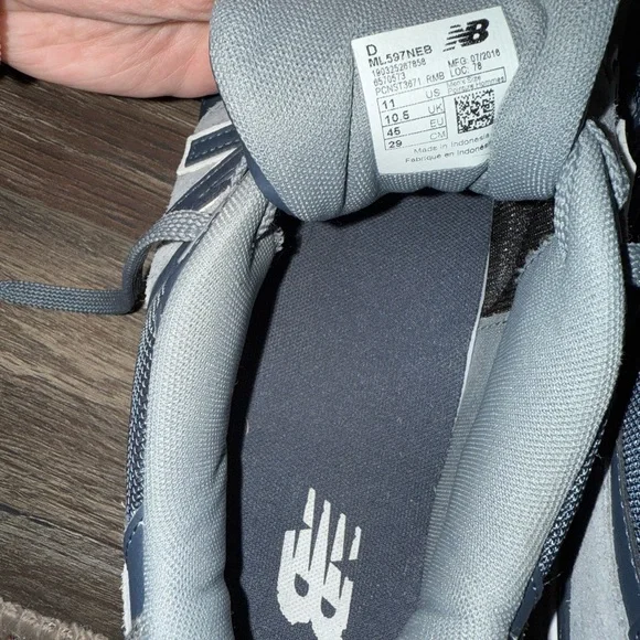 New Balance Men's Navy and Light Gray Sneakers - Picture 7 of 7